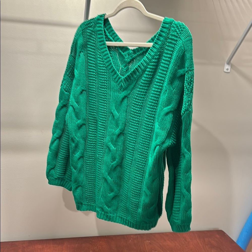 Green Cable Knit V-Neck Sweater